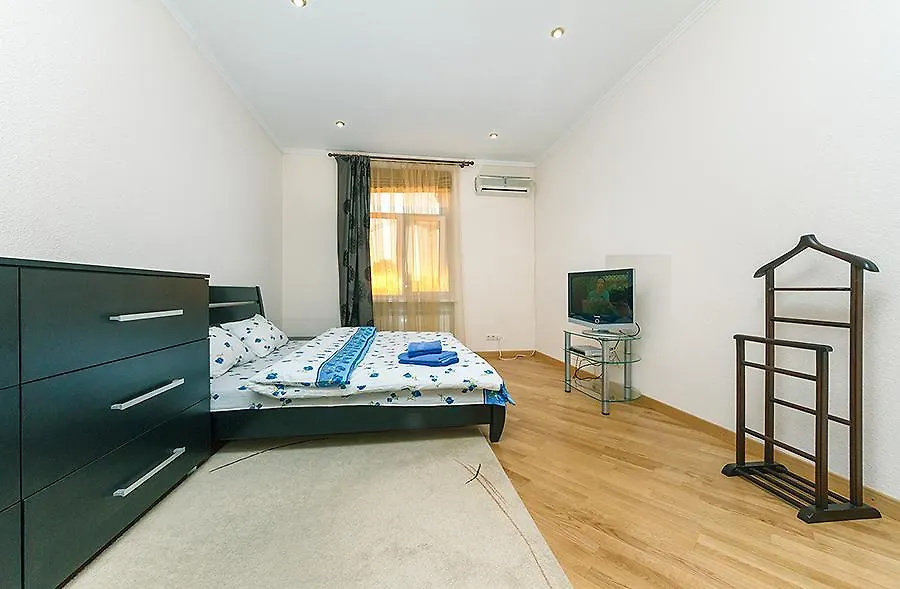 Апартаменты Amazing Two Beds In The Klovskiy Spusk Киев Украина