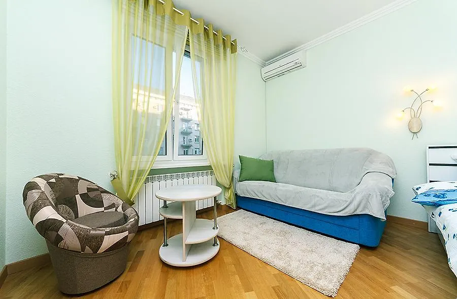 Апартаменты Amazing Two Beds In The Klovskiy Spusk Киев